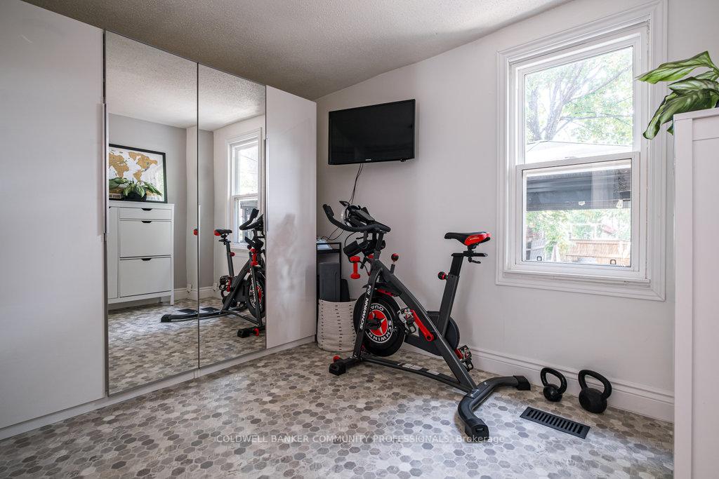 Photo 28 of 52 Emerald Street N, Hamilton, Landsdale — HOMEH