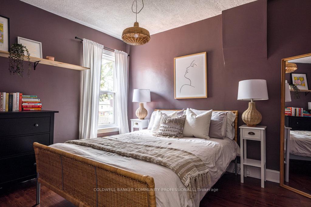 Photo 32 of 52 Emerald Street N, Hamilton, Landsdale — HOMEH