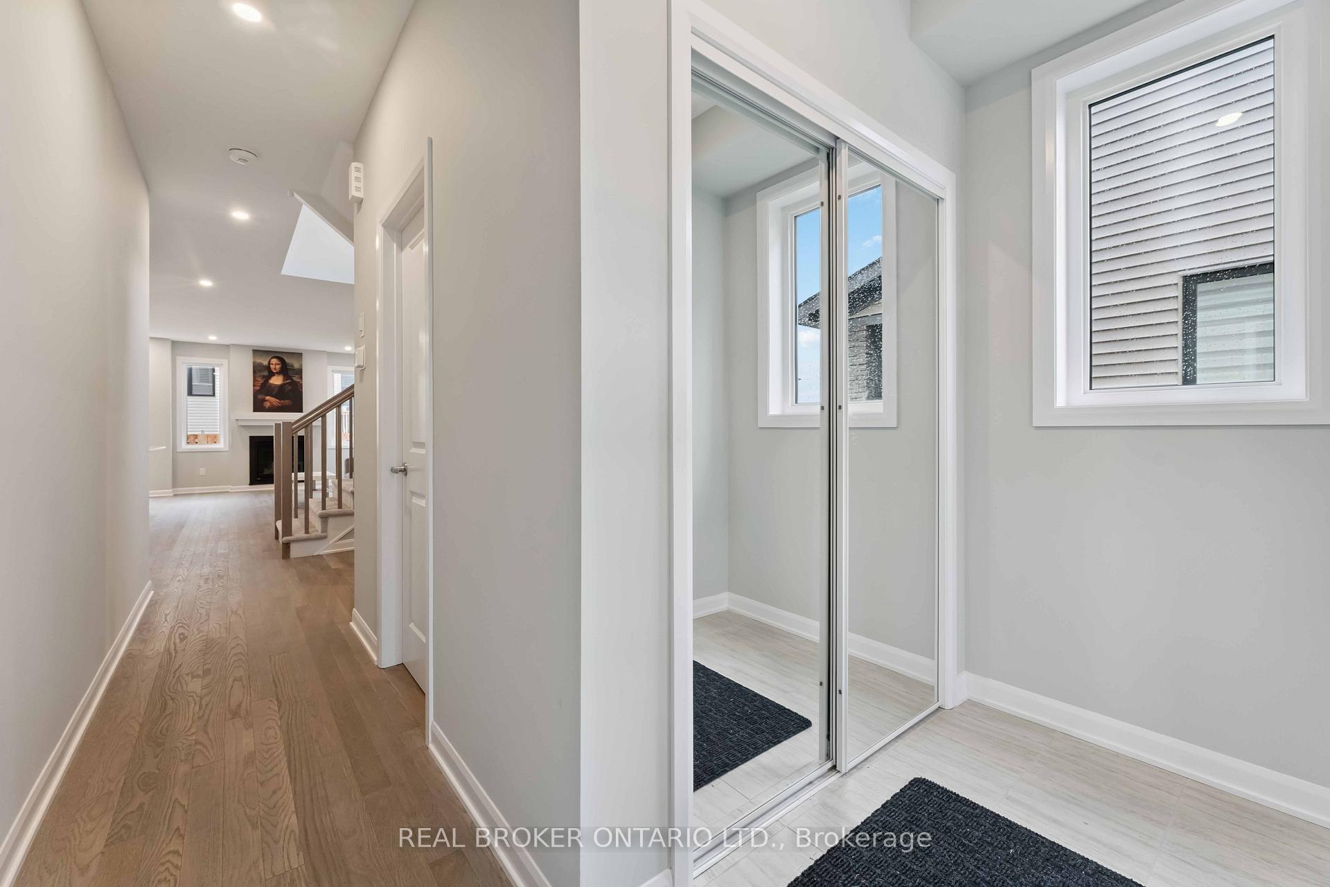 Photo 4 of 242 Tullaghan Heights, Ottawa, Barrhaven - Half Moon Bay — HOMEH
