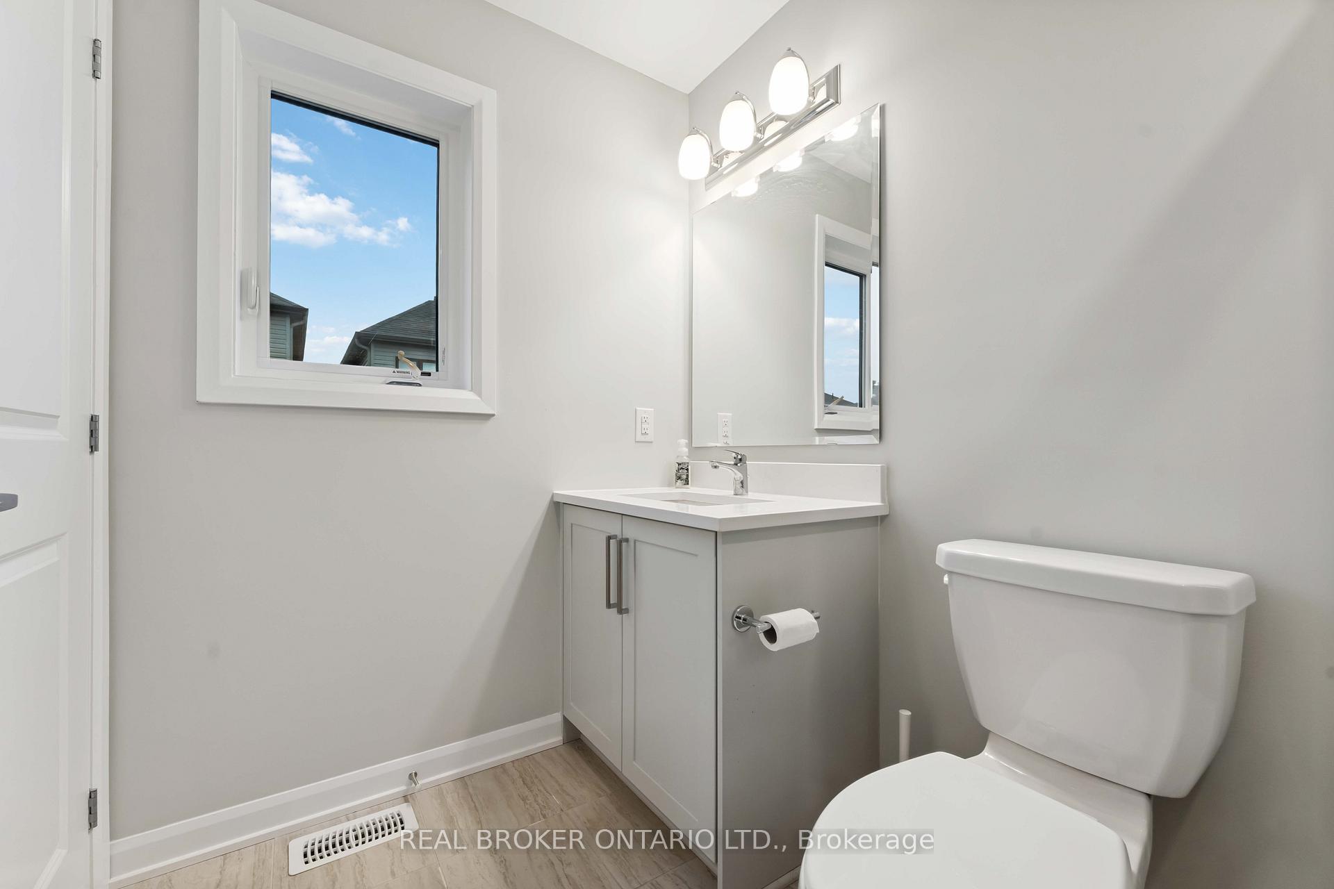 Photo 25 of 242 Tullaghan Heights, Ottawa, Barrhaven - Half Moon Bay — HOMEH