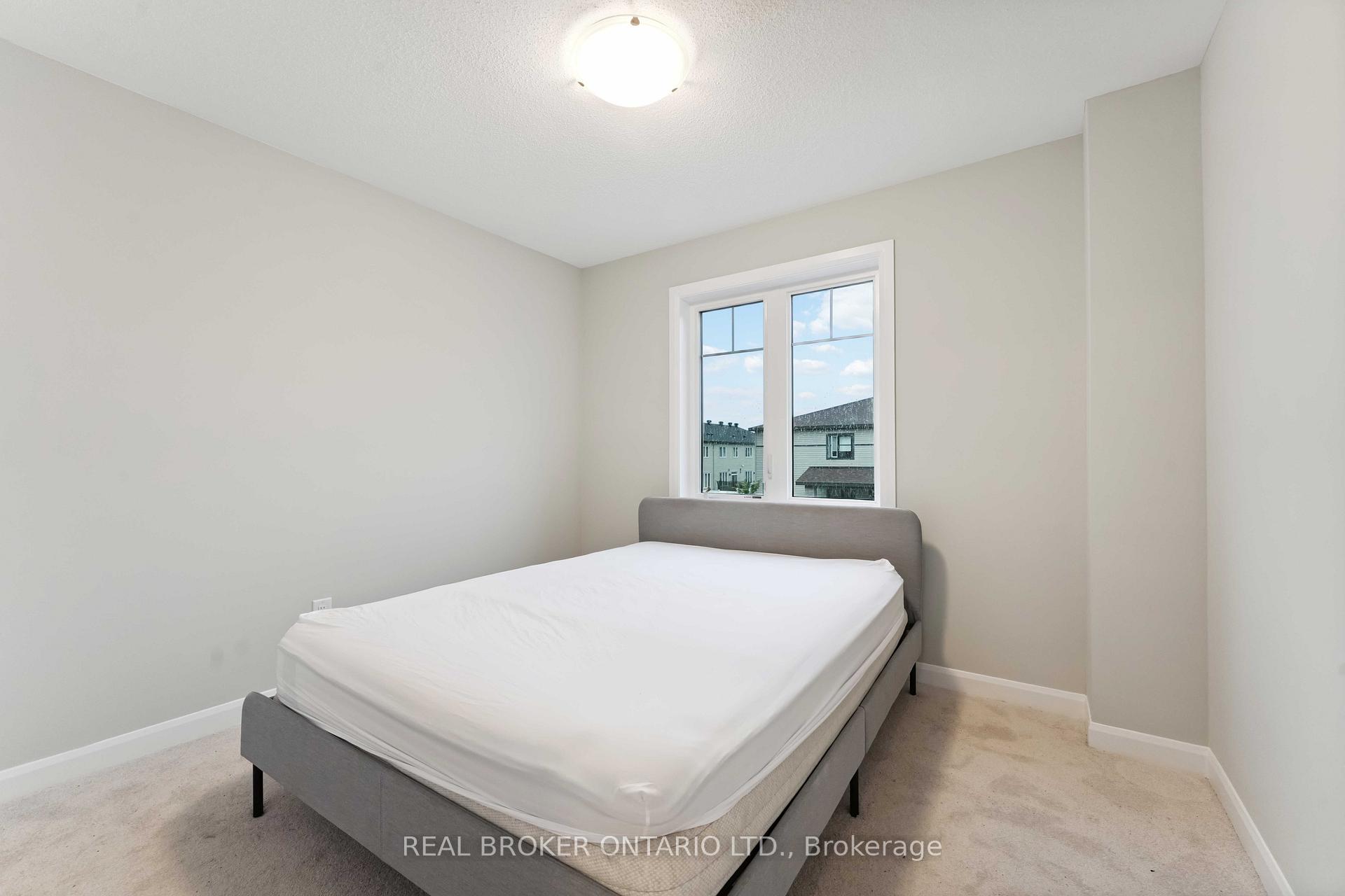 Photo 30 of 242 Tullaghan Heights, Ottawa, Barrhaven - Half Moon Bay — HOMEH