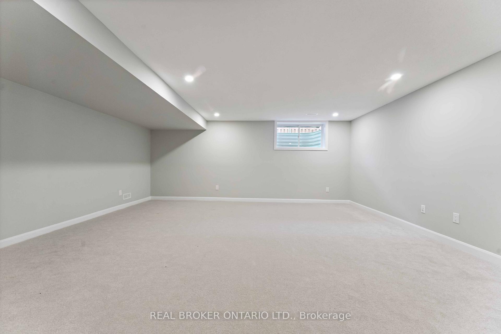 Photo 40 of 242 Tullaghan Heights, Ottawa, Barrhaven - Half Moon Bay — HOMEH
