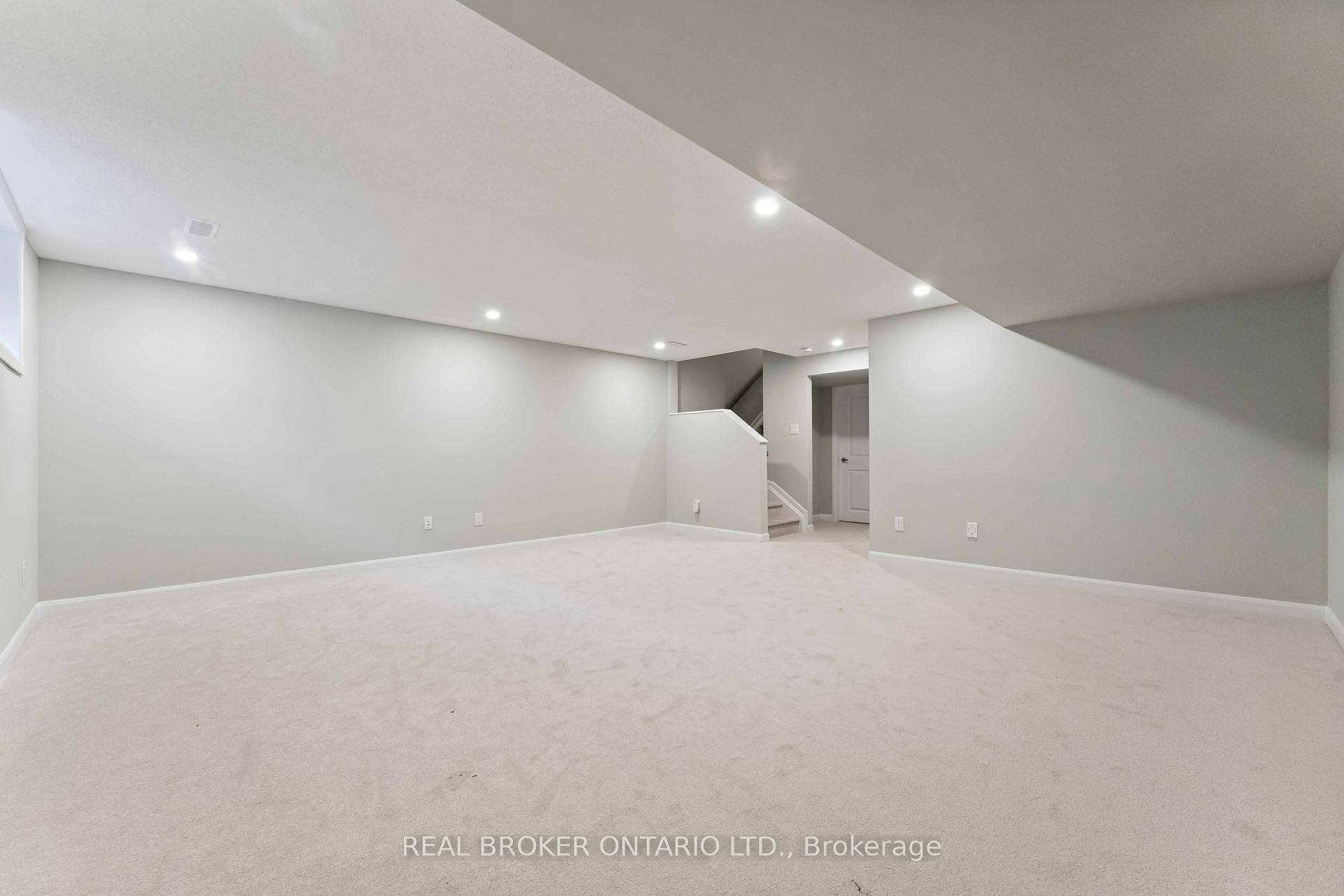 Photo 39 of 242 Tullaghan Heights, Ottawa, Barrhaven - Half Moon Bay — HOMEH