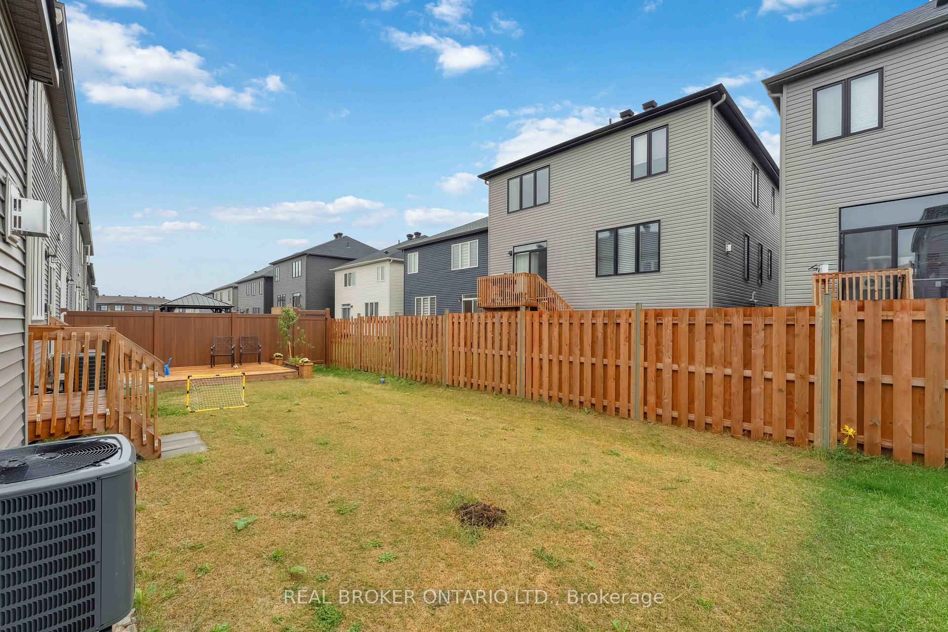 Photo 41 of 242 Tullaghan Heights, Ottawa, Barrhaven - Half Moon Bay — HOMEH
