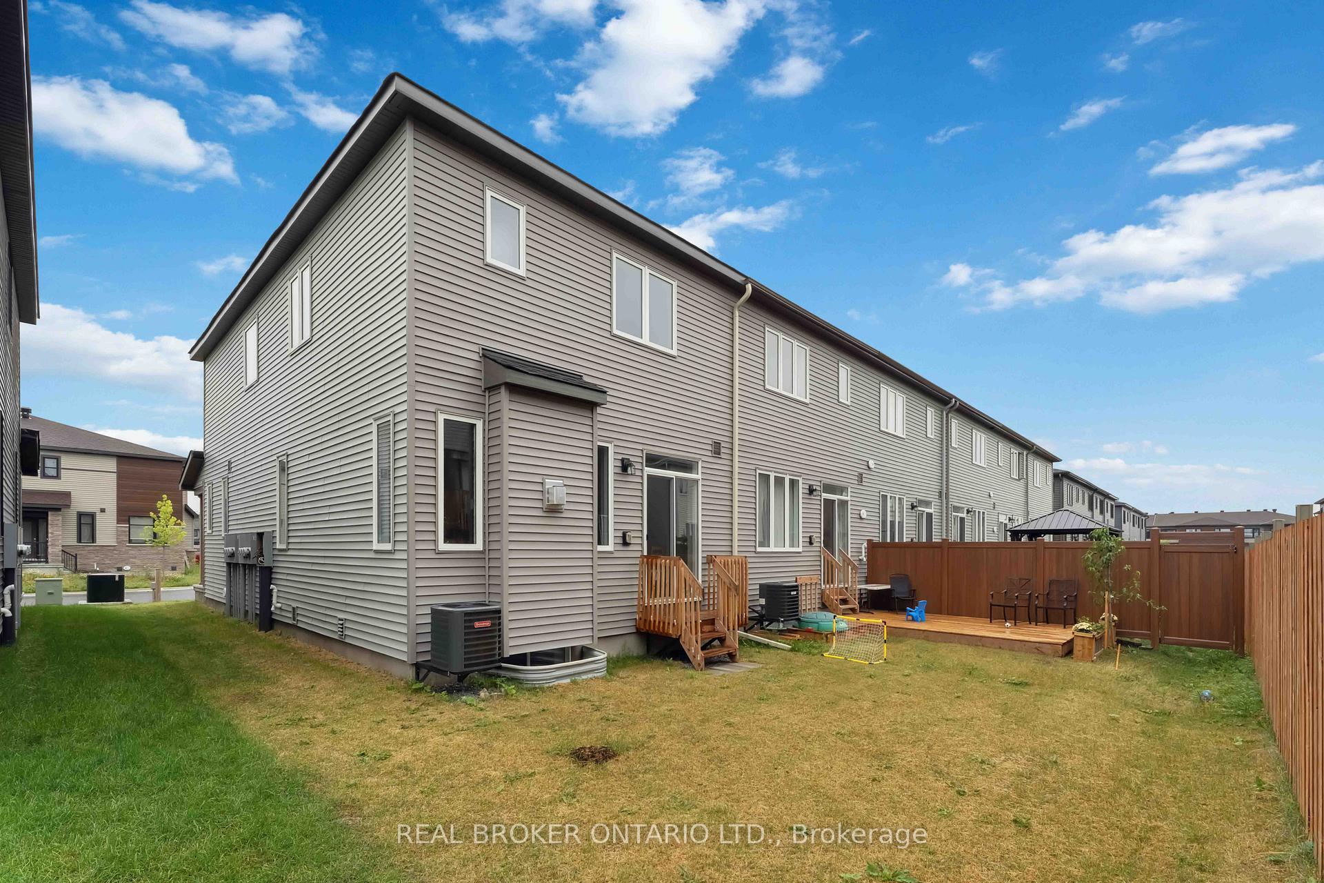 Photo 42 of 242 Tullaghan Heights, Ottawa, Barrhaven - Half Moon Bay — HOMEH