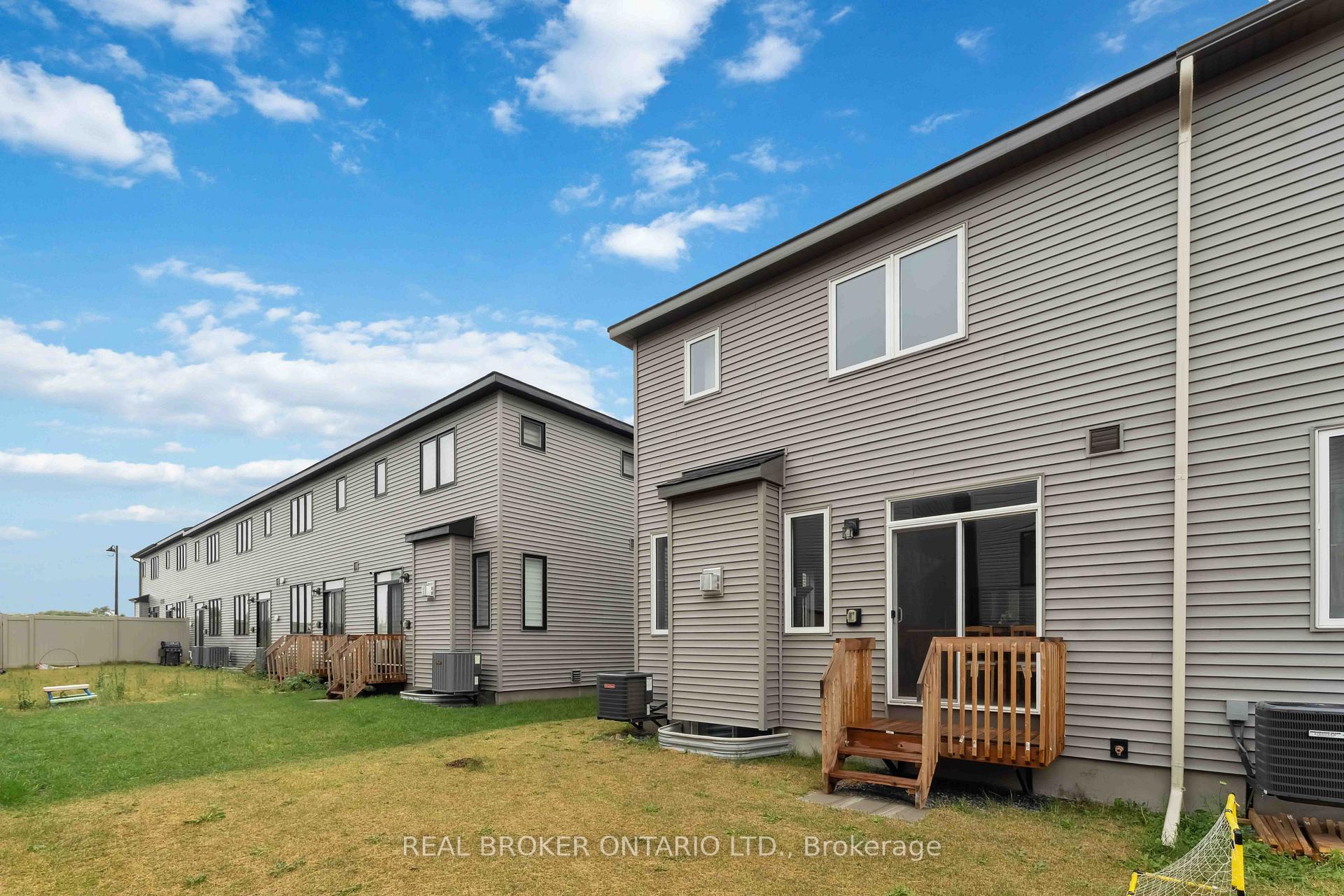 Photo 44 of 242 Tullaghan Heights, Ottawa, Barrhaven - Half Moon Bay — HOMEH