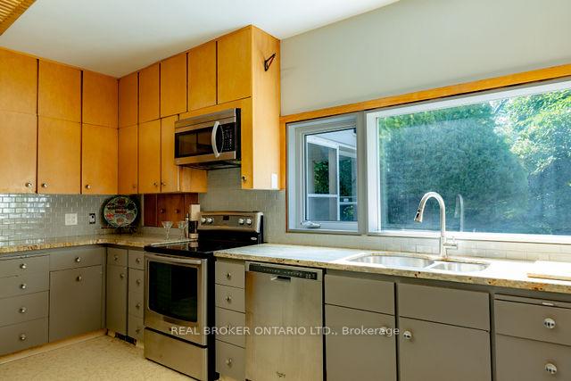 Photo 24 of 90 Winston Avenue, Hamilton, Ainslie Wood — HOMEH