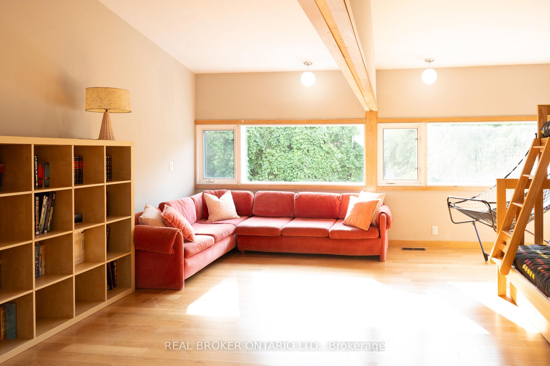 Photo 31 of 90 Winston Avenue, Hamilton, Ainslie Wood — HOMEH
