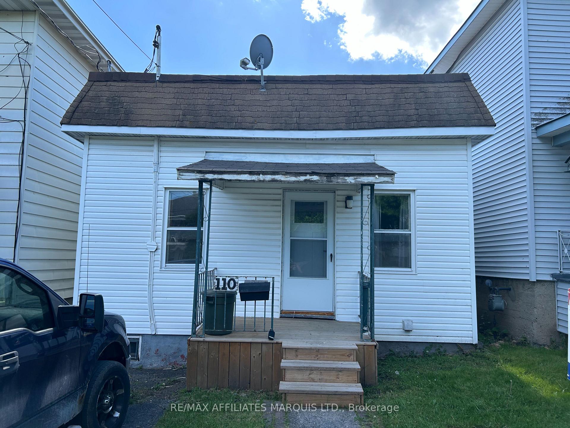 Photo 1 of 110 Carleton Street, Cornwall — HOMEH