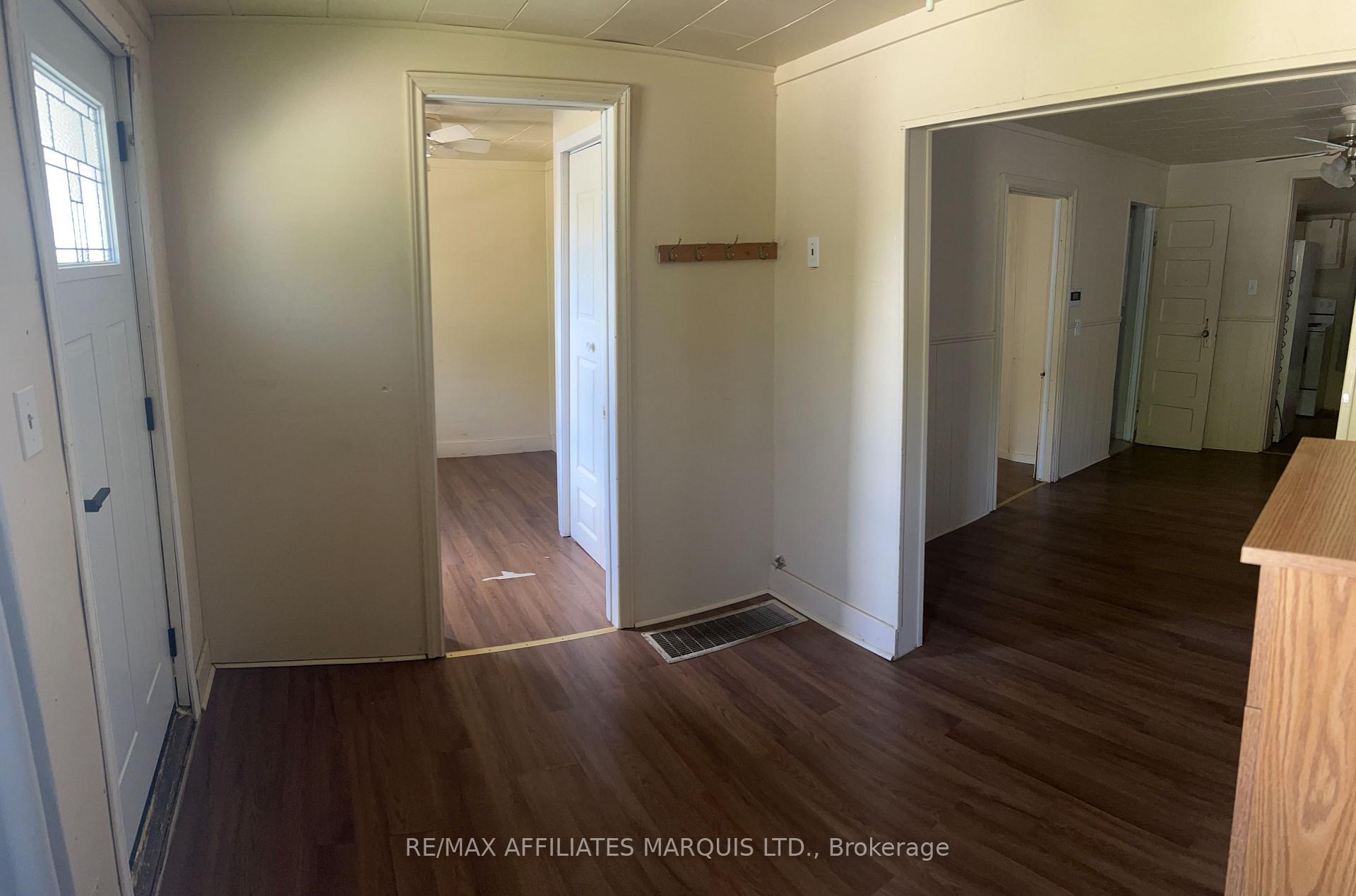 Photo 2 of 110 Carleton Street, Cornwall — HOMEH