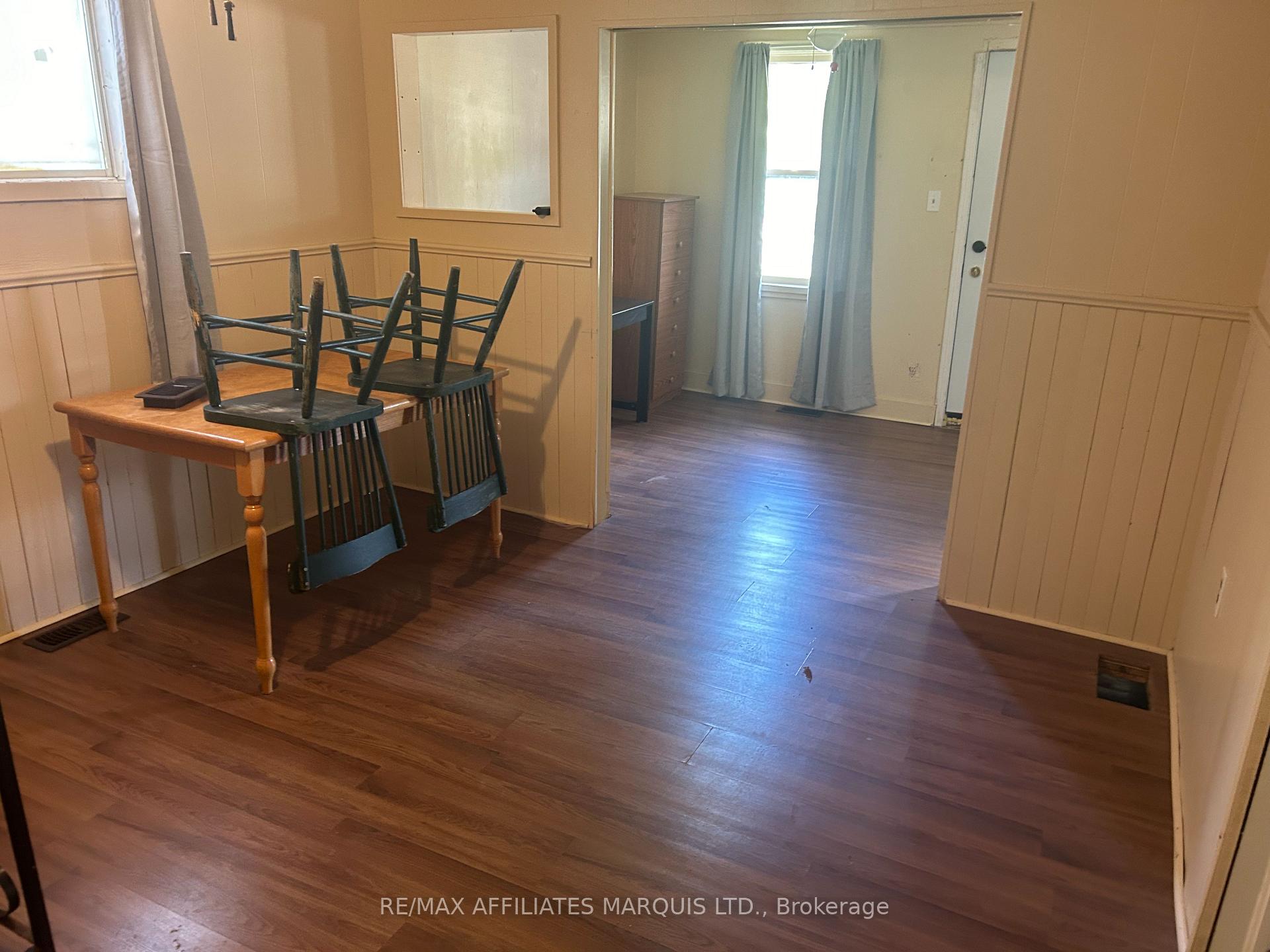 Photo 4 of 110 Carleton Street, Cornwall — HOMEH