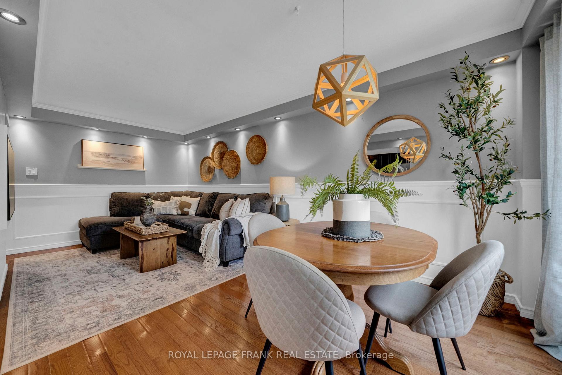 Photo 2 of 51 McMann Crescent, Clarington, Courtice — HOMEH
