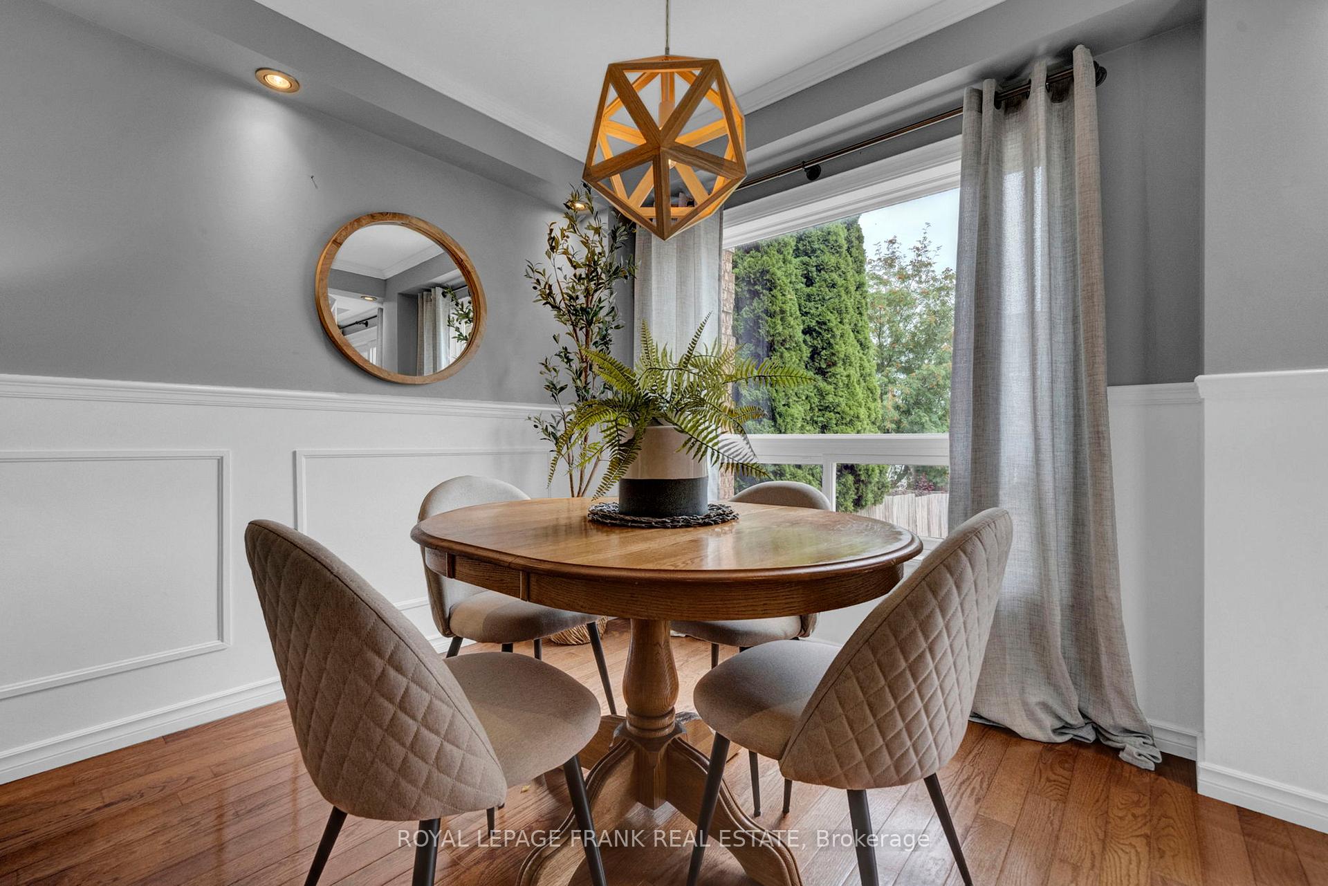 Photo 4 of 51 McMann Crescent, Clarington, Courtice — HOMEH