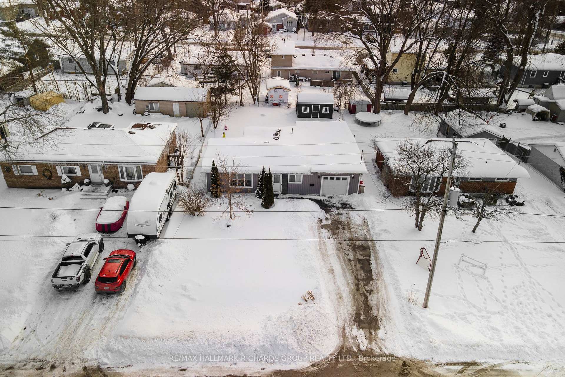 Photo 1 of 167 Gwendolyn Boulevard, Georgina, Keswick North — HOMEH