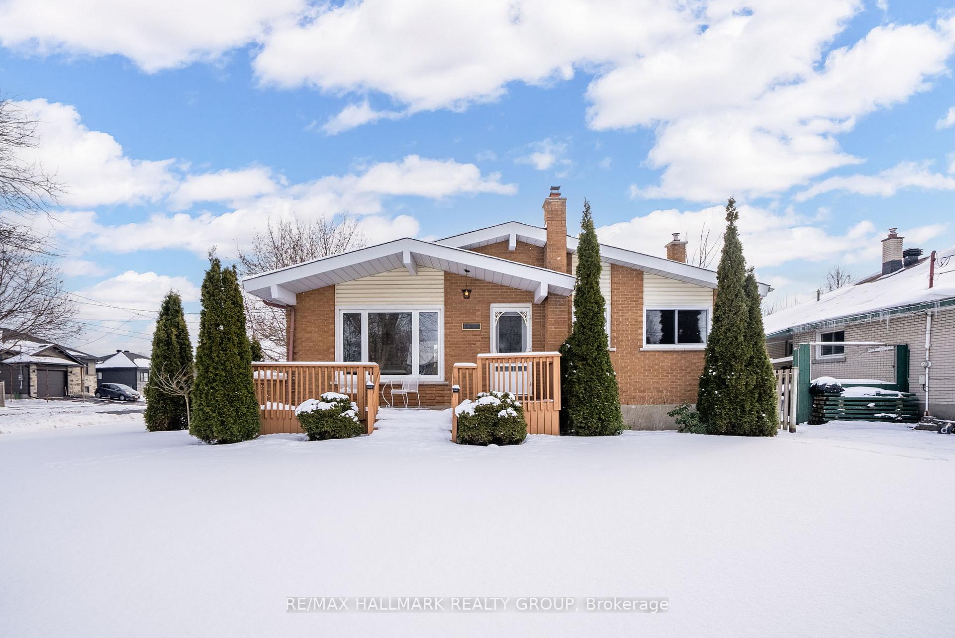 Photo 1 of 1407 Walton Street, Cornwall — HOMEH