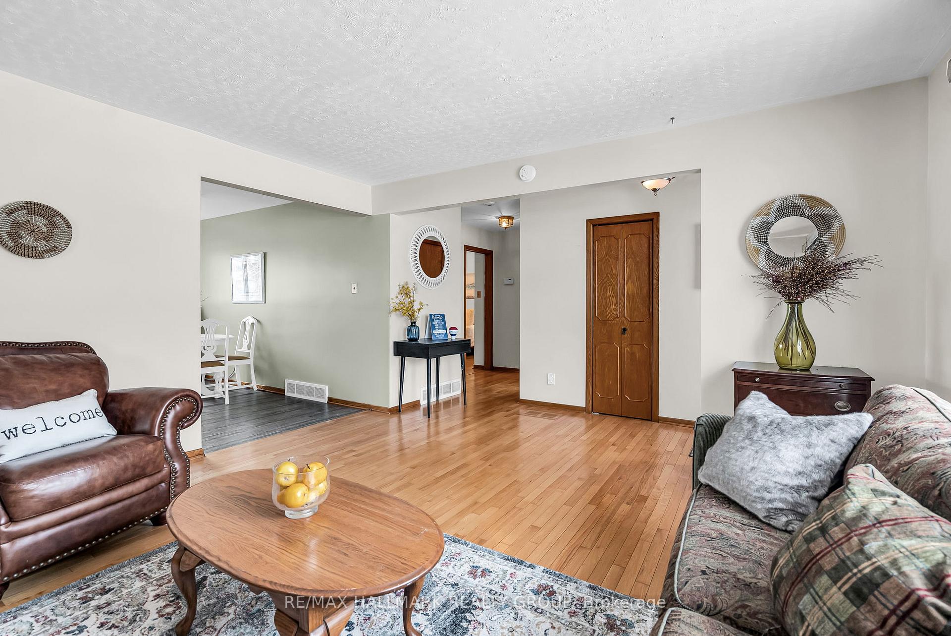 Photo 8 of 1407 Walton Street, Cornwall — HOMEH
