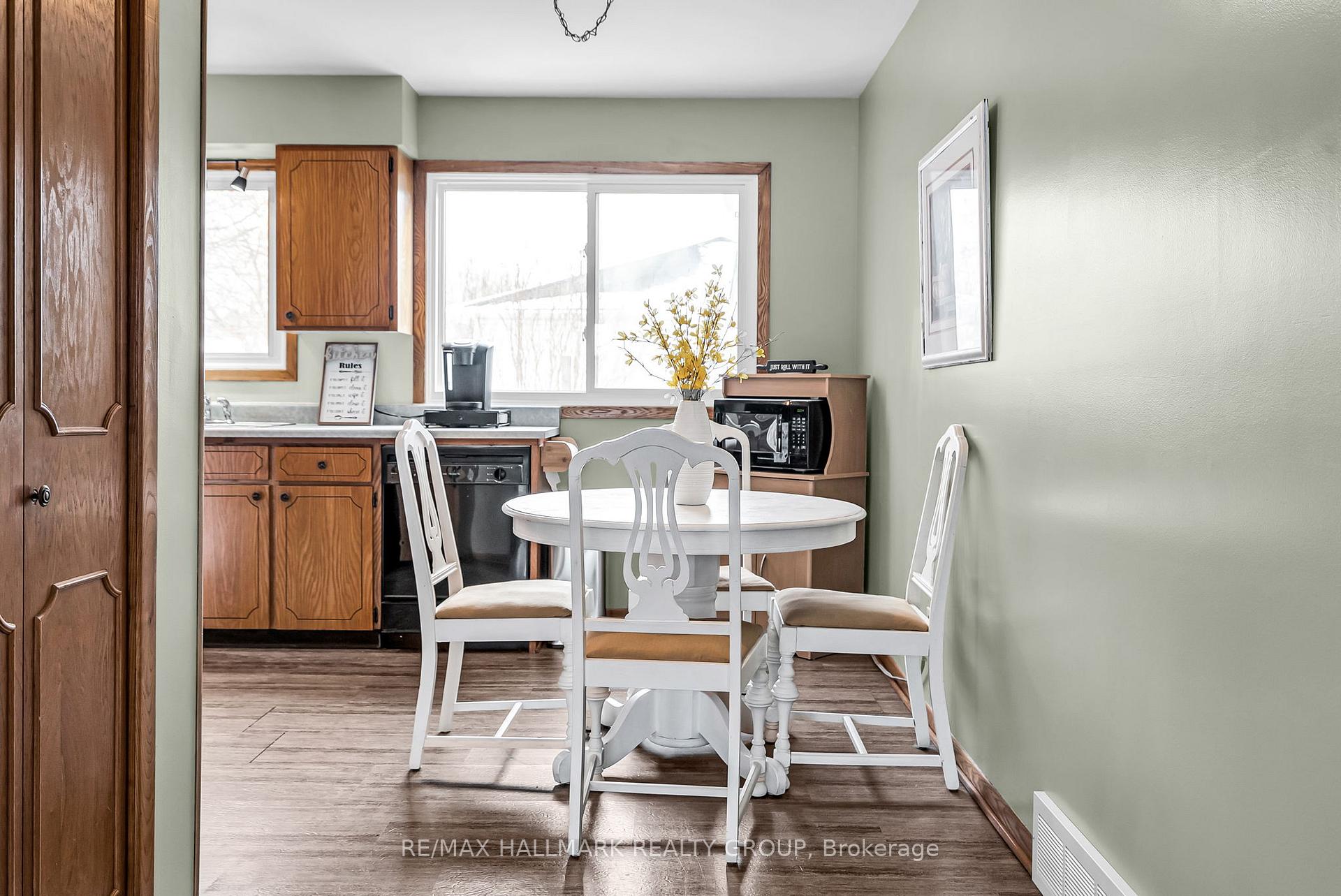 Photo 9 of 1407 Walton Street, Cornwall — HOMEH