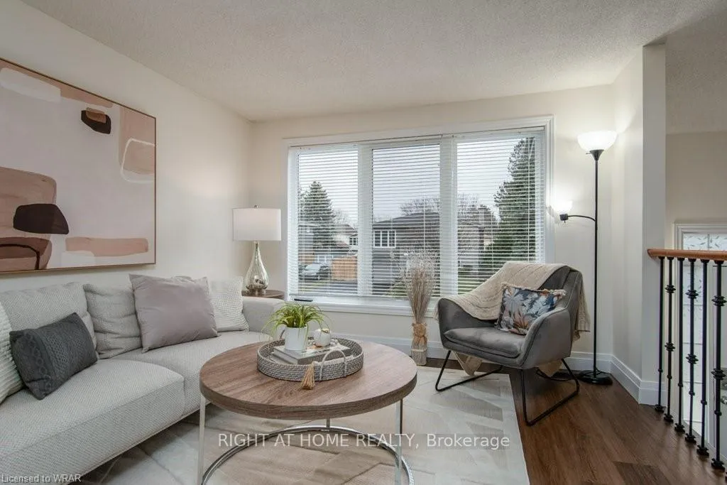 Photo 7 of 554 halberstadt Circle, Cambridge, Preston Heights — HOMEH