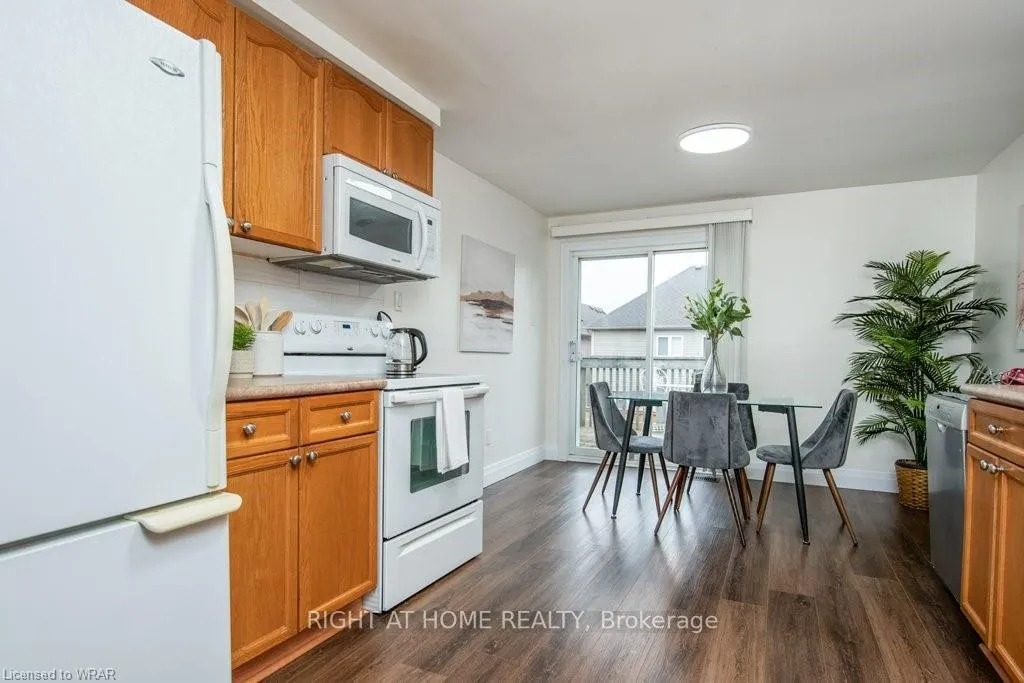 Photo 12 of 554 halberstadt Circle, Cambridge, Preston Heights — HOMEH