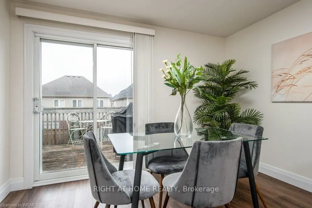 Photo 18 of 554 halberstadt Circle, Cambridge, Preston Heights — HOMEH