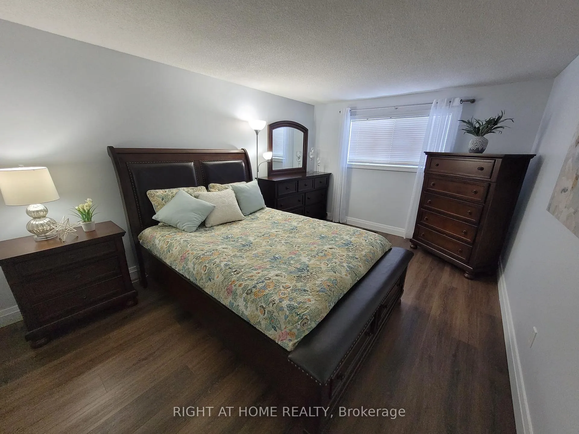 Photo 25 of 554 halberstadt Circle, Cambridge, Preston Heights — HOMEH