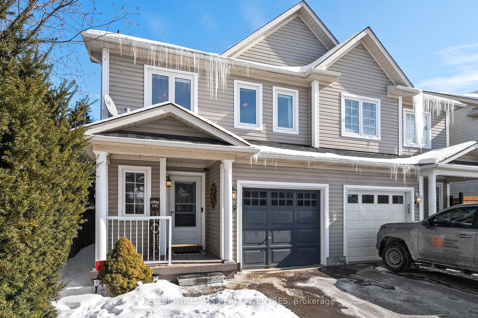 Front of 49 Laurendale Avenue