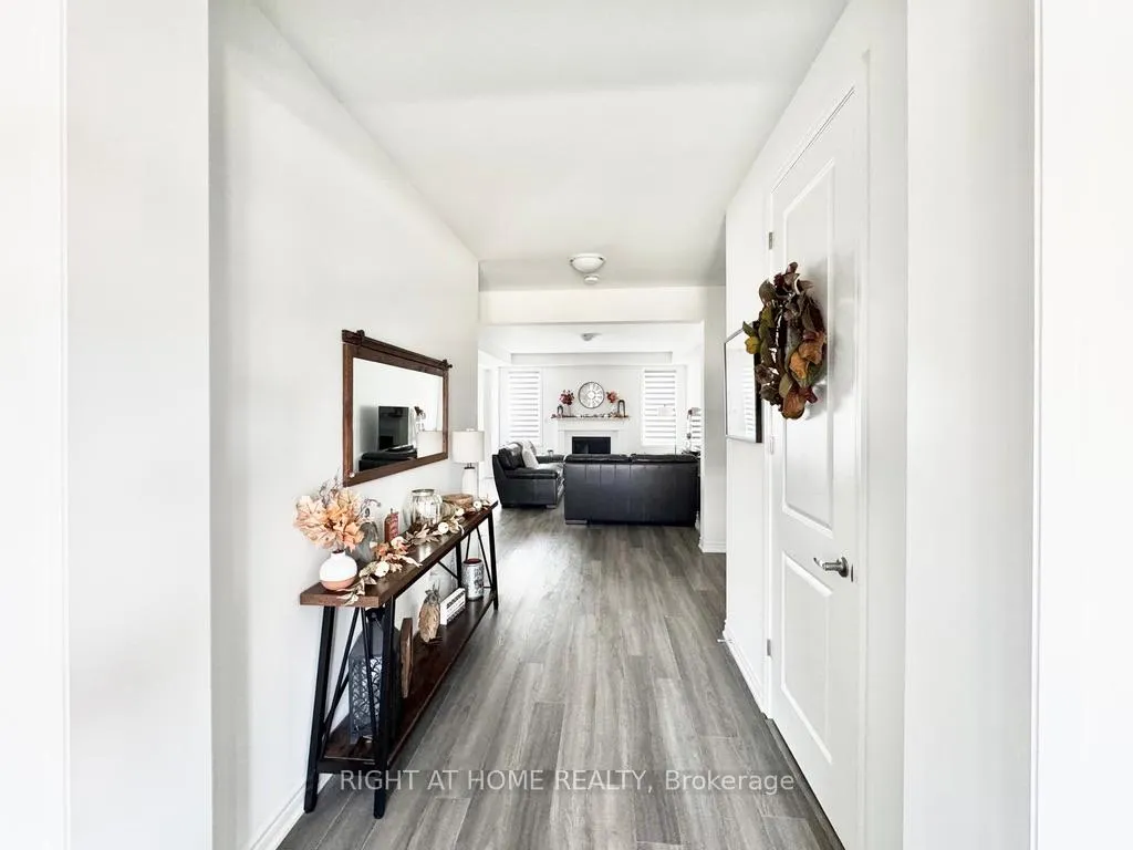 Photo 2 of Unit Upper, 61 Suzuki Street, Barrie, Rural Barrie Southeast — HOMEH