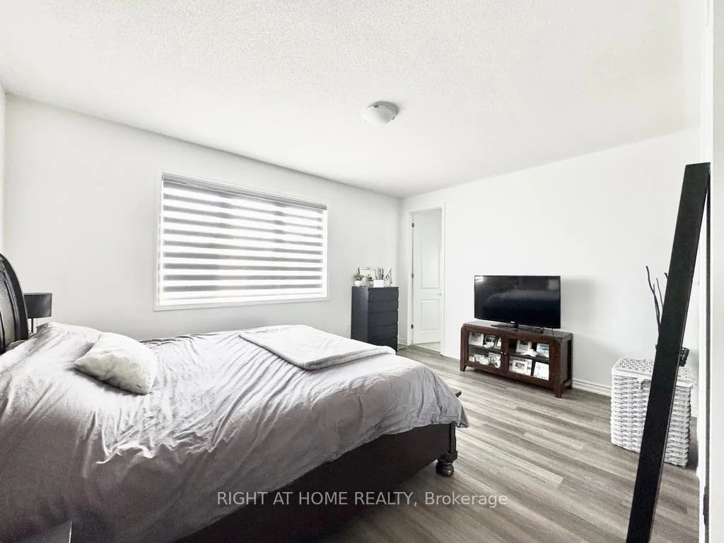 Photo 10 of Unit Upper, 61 Suzuki Street, Barrie, Rural Barrie Southeast — HOMEH