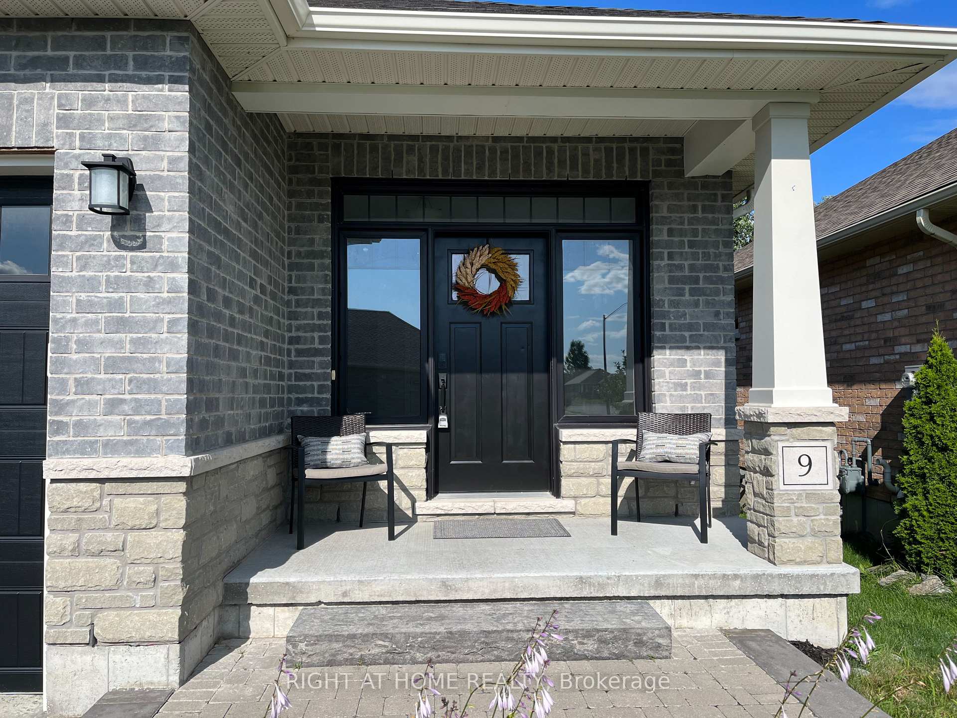 Photo 5 of 9 Mercedes Drive, Belleville, Belleville Ward — HOMEH