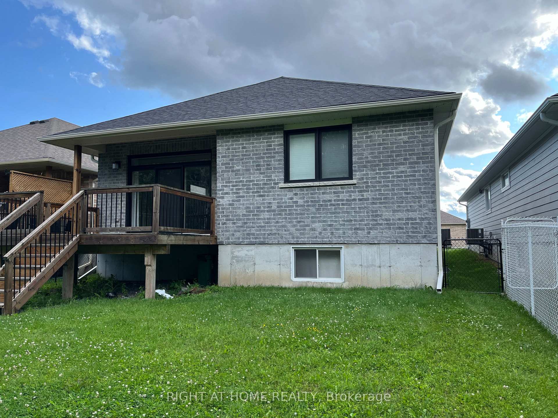 Photo 20 of 9 Mercedes Drive, Belleville, Belleville Ward — HOMEH