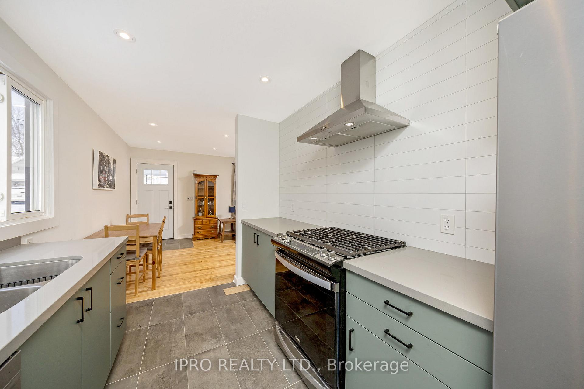 Photo 13 of 240 McDonald Boulevard, Halton Hills, Acton — HOMEH