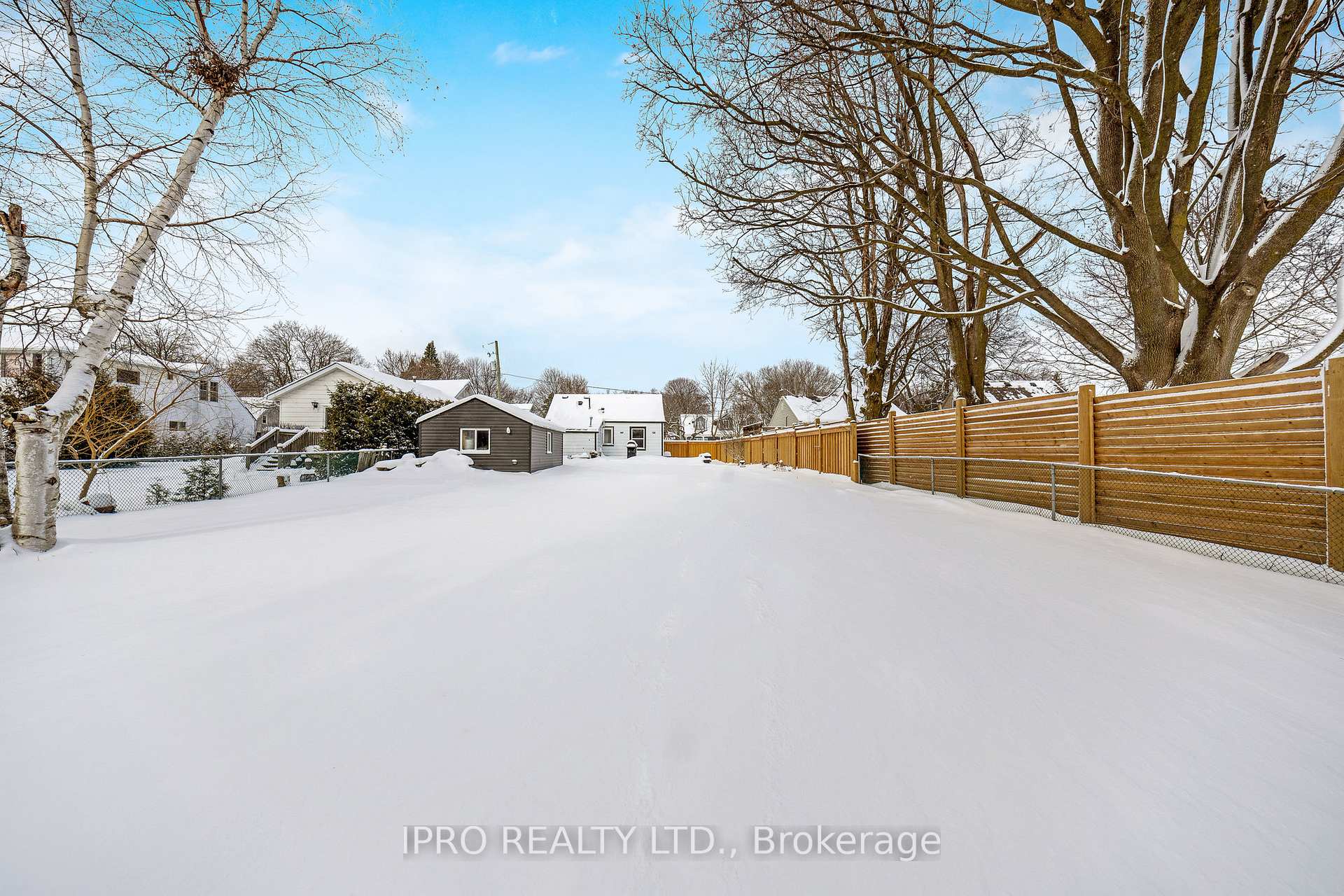 Photo 29 of 240 McDonald Boulevard, Halton Hills, Acton — HOMEH