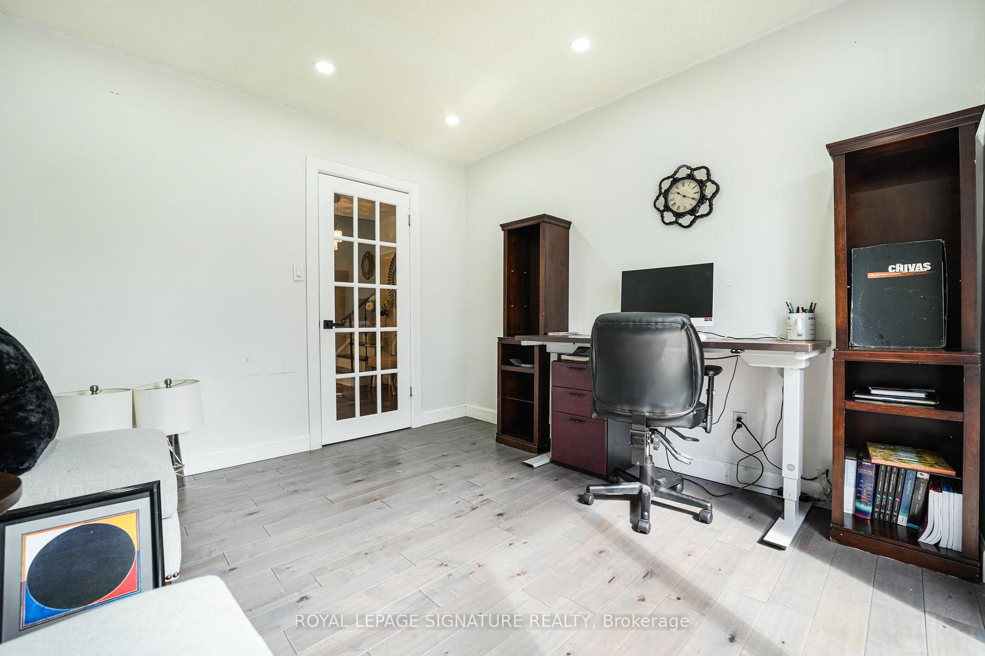 Photo 7 of 1521 Ealing Court, Oakville, Falgarwood — HOMEH