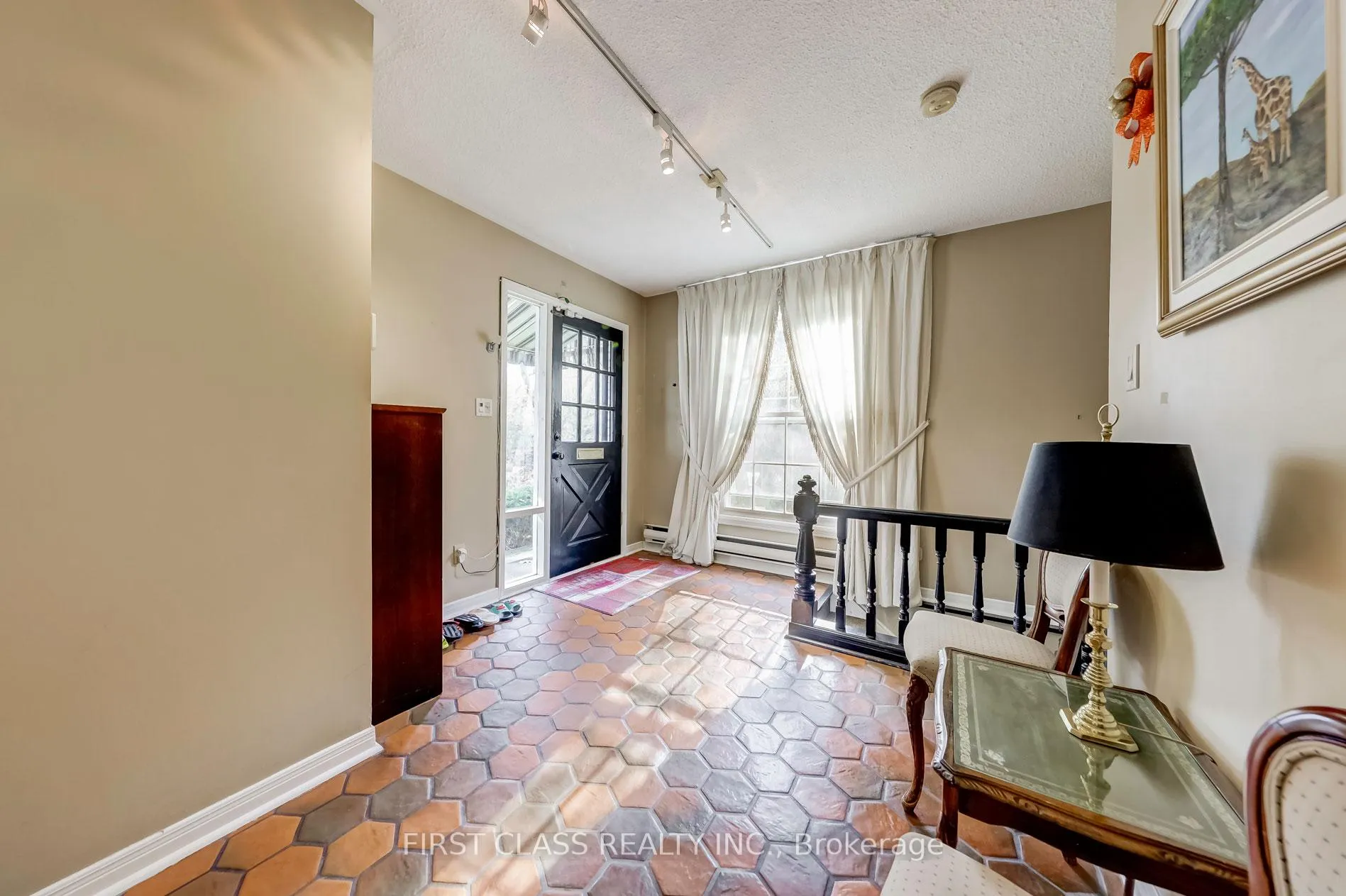 Photo 6 of 26 York Road, North York, Bridle Path-Sunnybrook-York Mills — HOMEH