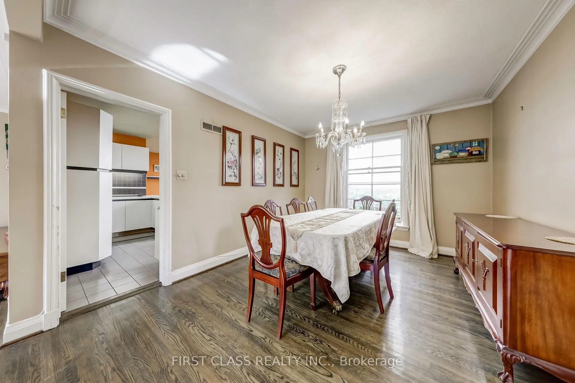 Photo 11 of 26 York Road, North York, Bridle Path-Sunnybrook-York Mills — HOMEH