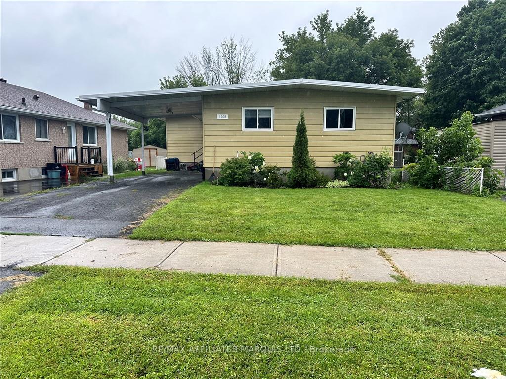 Photo 1 of 1008 Osborne Avenue, Cornwall — HOMEH
