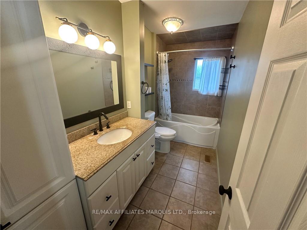 Photo 7 of 1008 Osborne Avenue, Cornwall — HOMEH