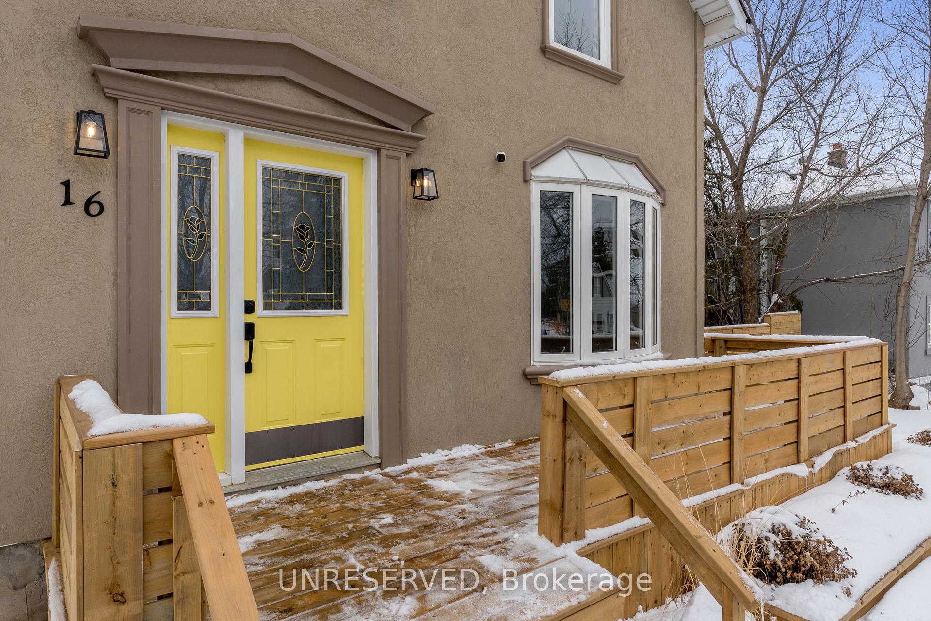 Photo 4 of 16 Ewing Street, Halton Hills, Georgetown — HOMEH