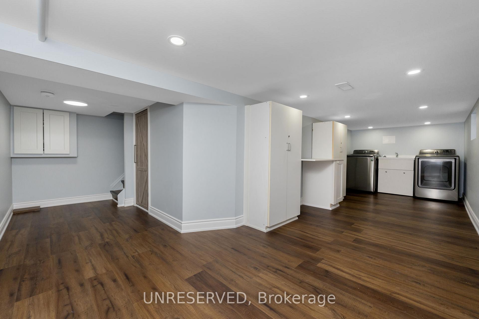 Photo 37 of 16 Ewing Street, Halton Hills, Georgetown — HOMEH