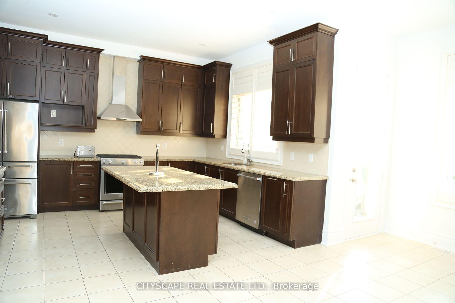 Photo 2 of 416 Ellen Davidson Drive, Oakville, Glenorchy — HOMEH