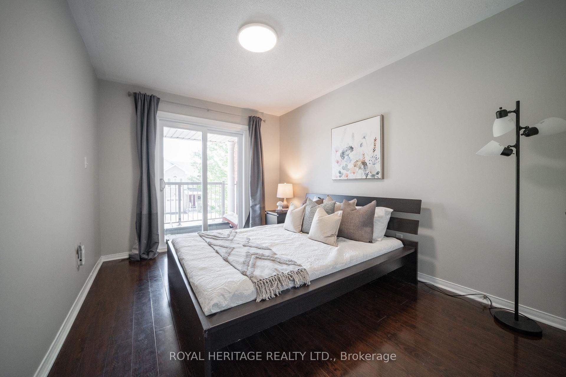 Photo 6 of 158 Angier Crescent, Ajax, South East — HOMEH
