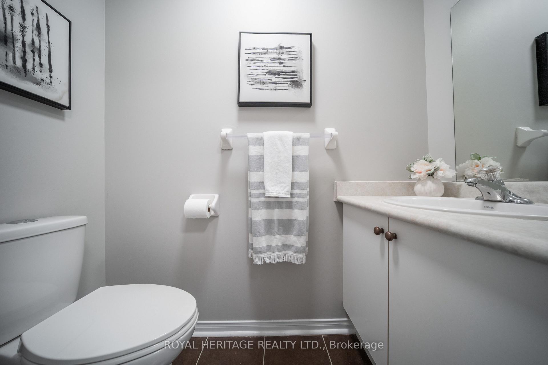 Photo 28 of 158 Angier Crescent, Ajax, South East — HOMEH