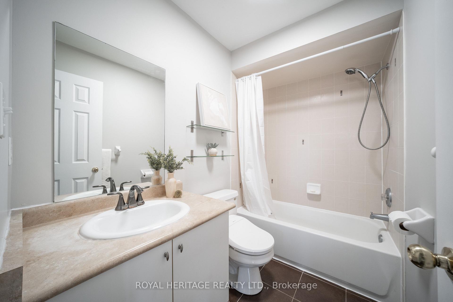 Photo 23 of 158 Angier Crescent, Ajax, South East — HOMEH