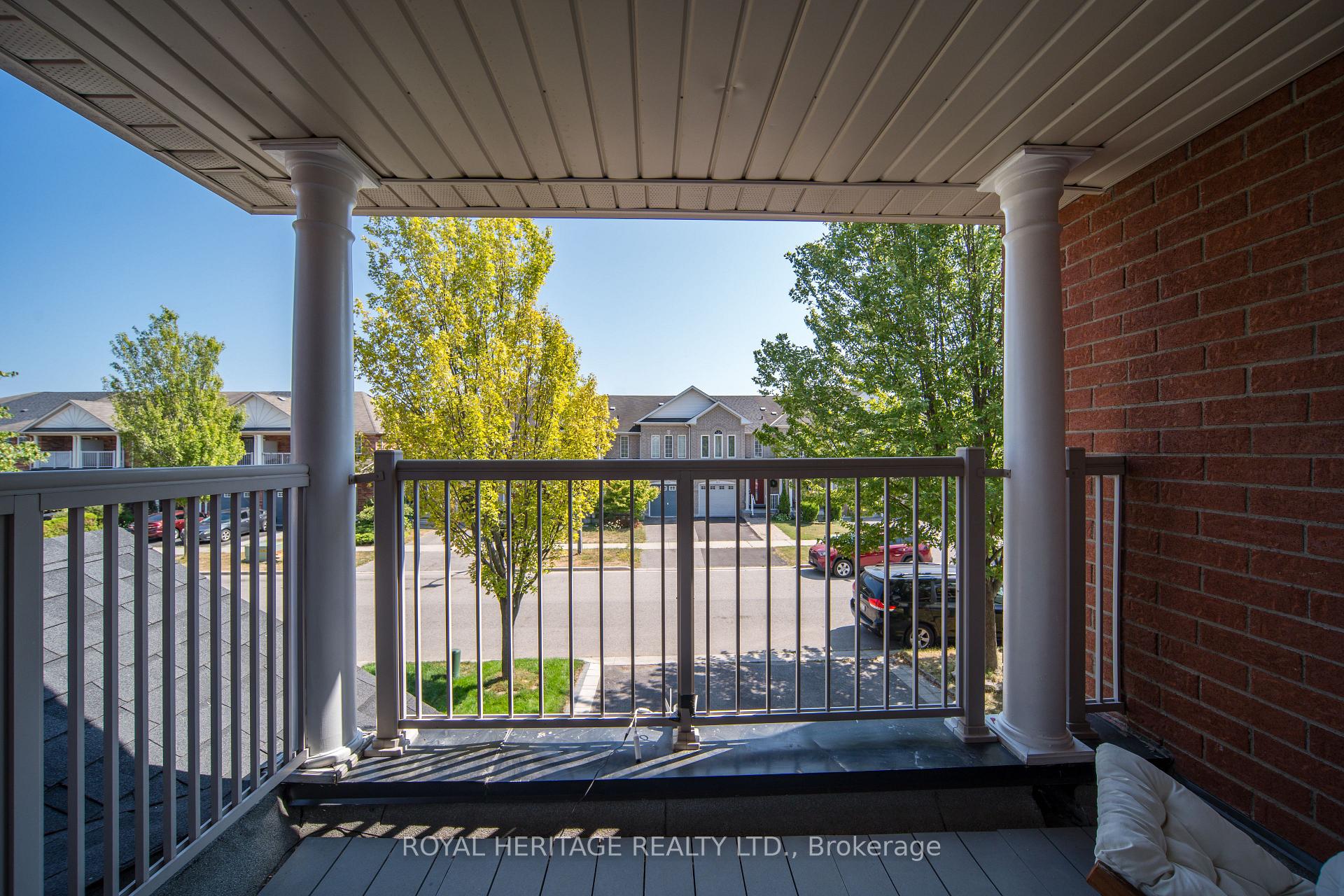 Photo 20 of 158 Angier Crescent, Ajax, South East — HOMEH