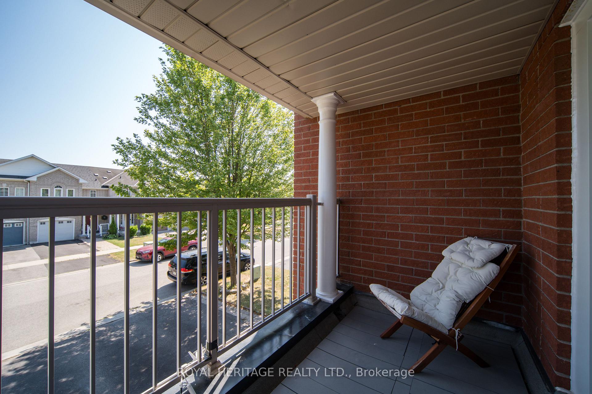 Photo 25 of 158 Angier Crescent, Ajax, South East — HOMEH