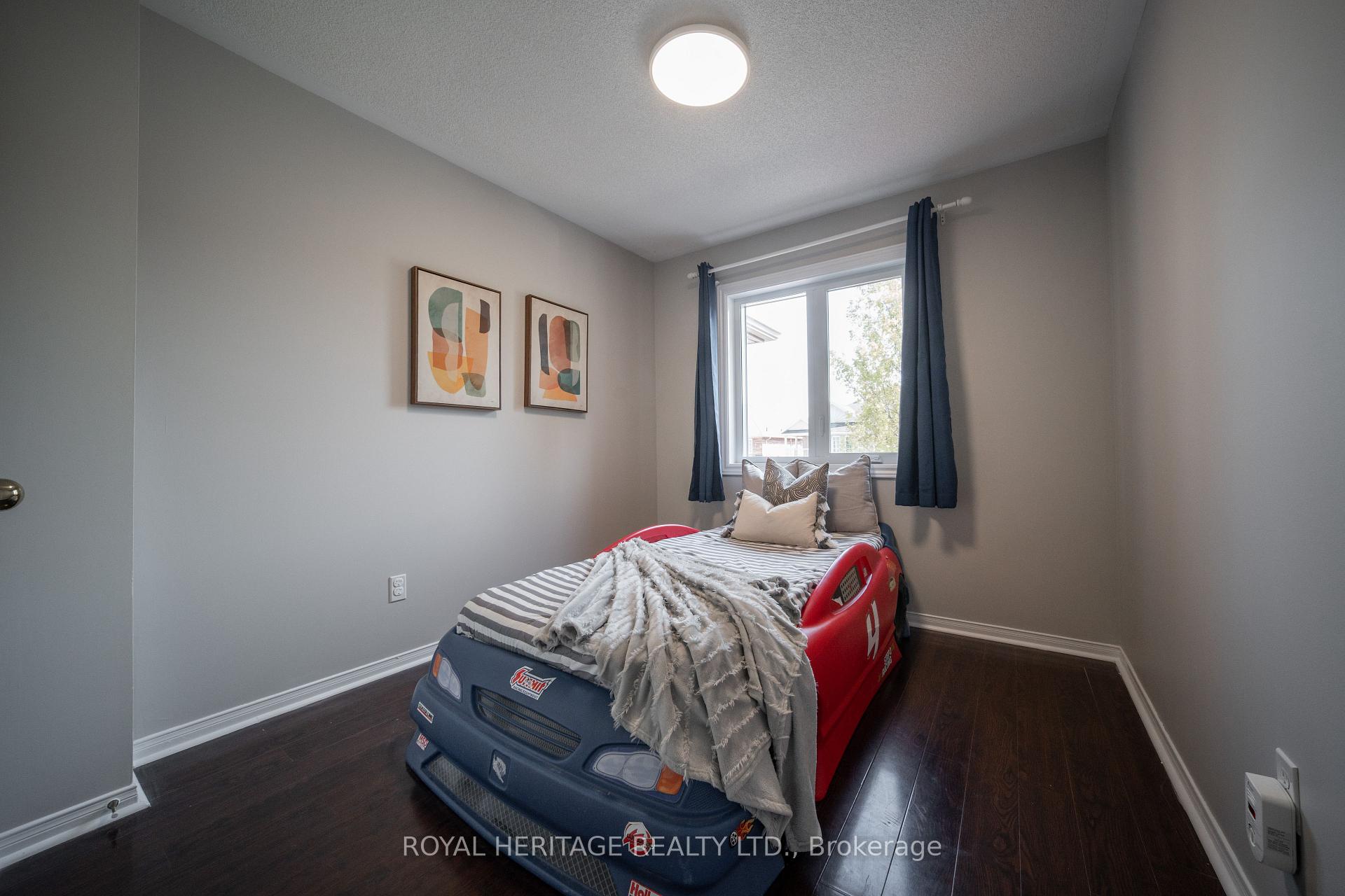 Photo 27 of 158 Angier Crescent, Ajax, South East — HOMEH