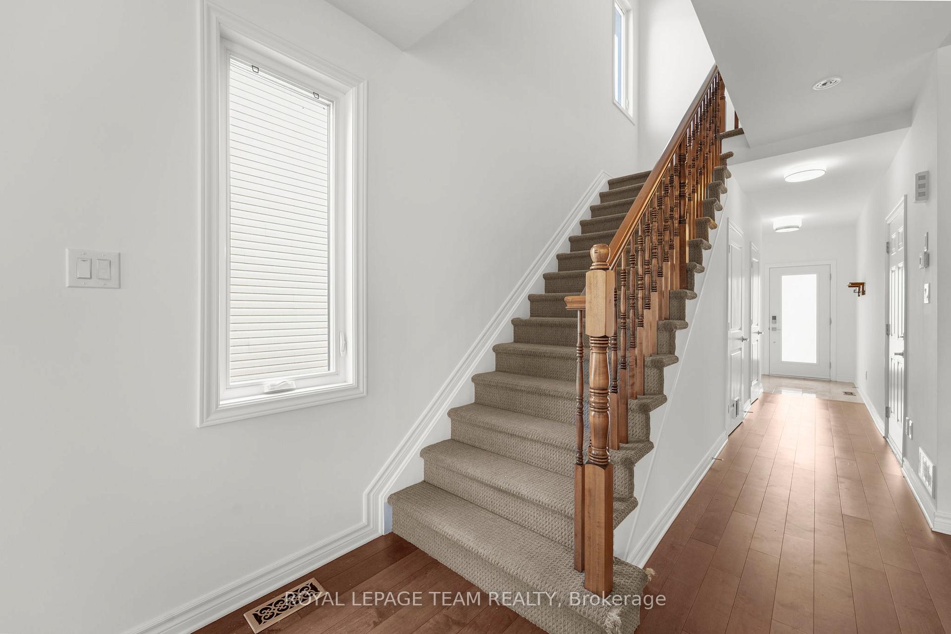 Photo 16 of 279 Munro Street, Carleton Place — HOMEH