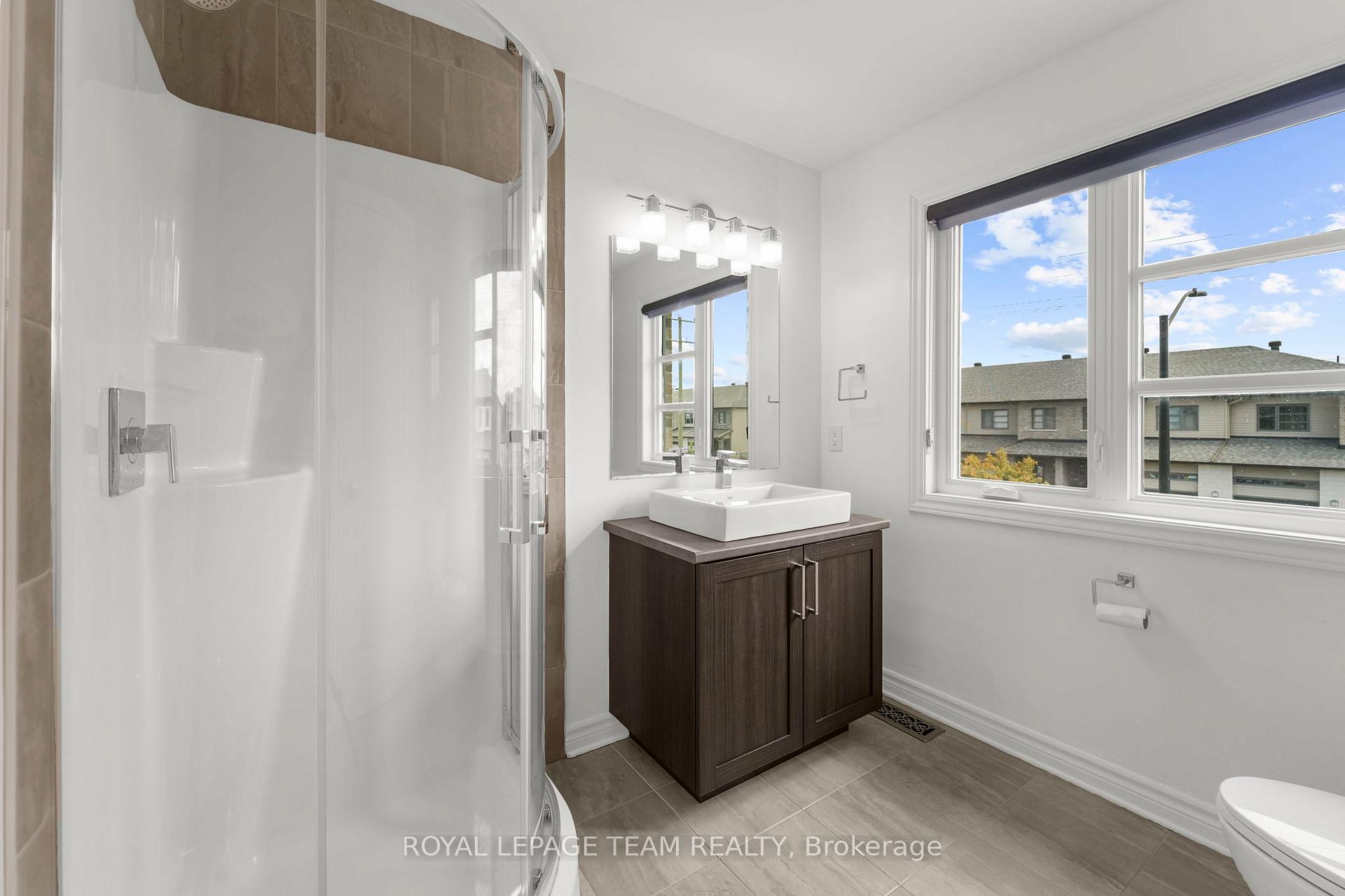 Photo 18 of 279 Munro Street, Carleton Place — HOMEH