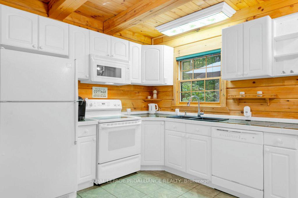 Photo 9 of 1310 Cardinal Heights Drive, Frontenac, Frontenac Centre — HOMEH