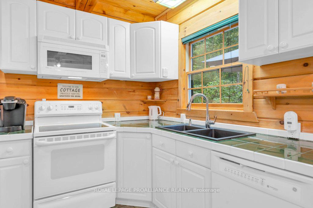 Photo 11 of 1310 Cardinal Heights Drive, Frontenac, Frontenac Centre — HOMEH